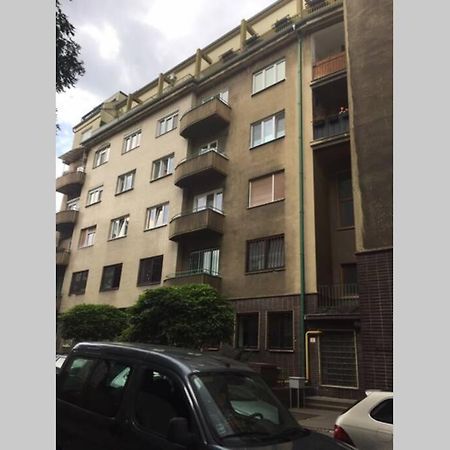 A Cosy Studio In The City Centre Братислава Екстериор снимка